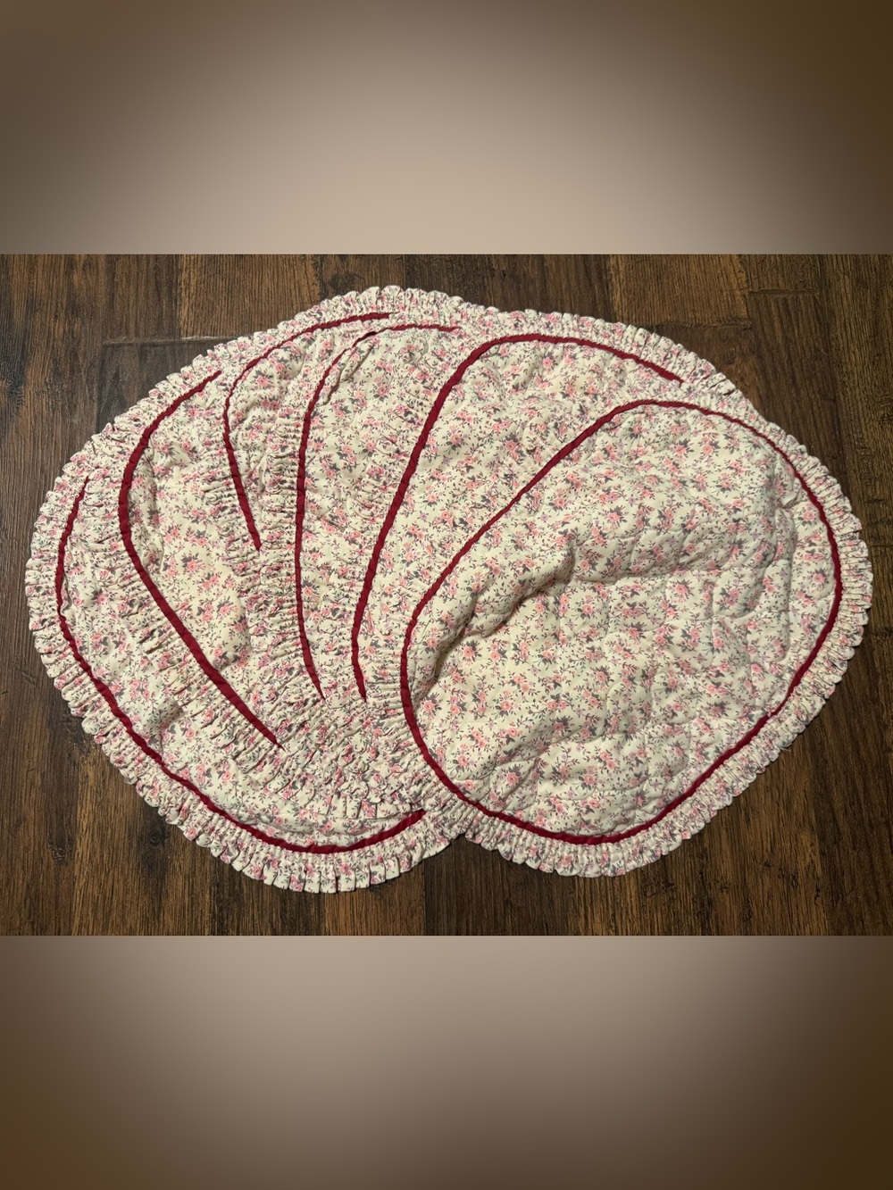 Vintage Floral Quilted Round Placemat Set of 6